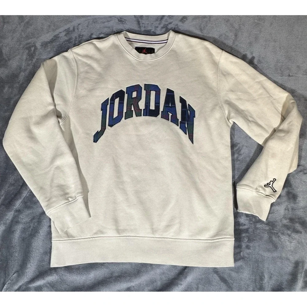Jordan Sweatshirt Mens Small Tan Plaid Logo Crewneck Pullover Jumpman Fleece